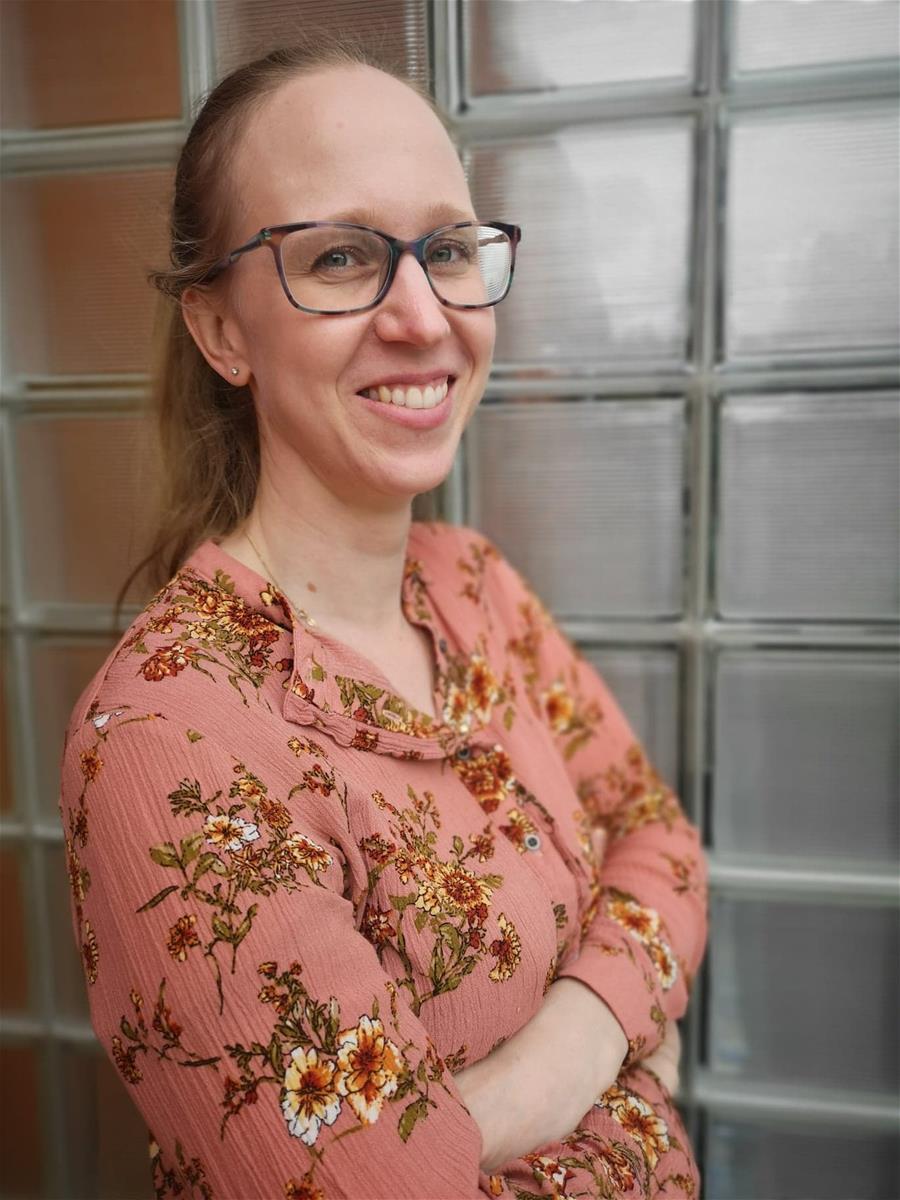 elina2.jpg